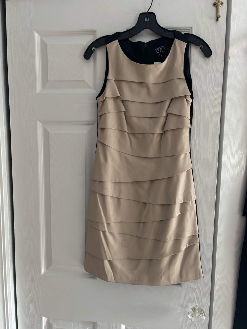 Vakko Beige and Black Layered Sleeveless Shift Dress